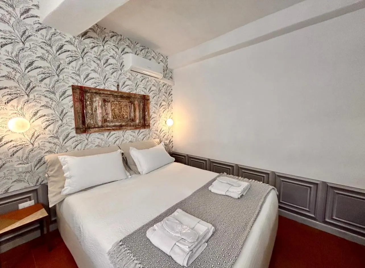 Compagnia Del Mare, Cinque Terre Full Apt X 2, Centro Storico,5 Minuti Dal Mare! Riomaggiore 0*,  Italy