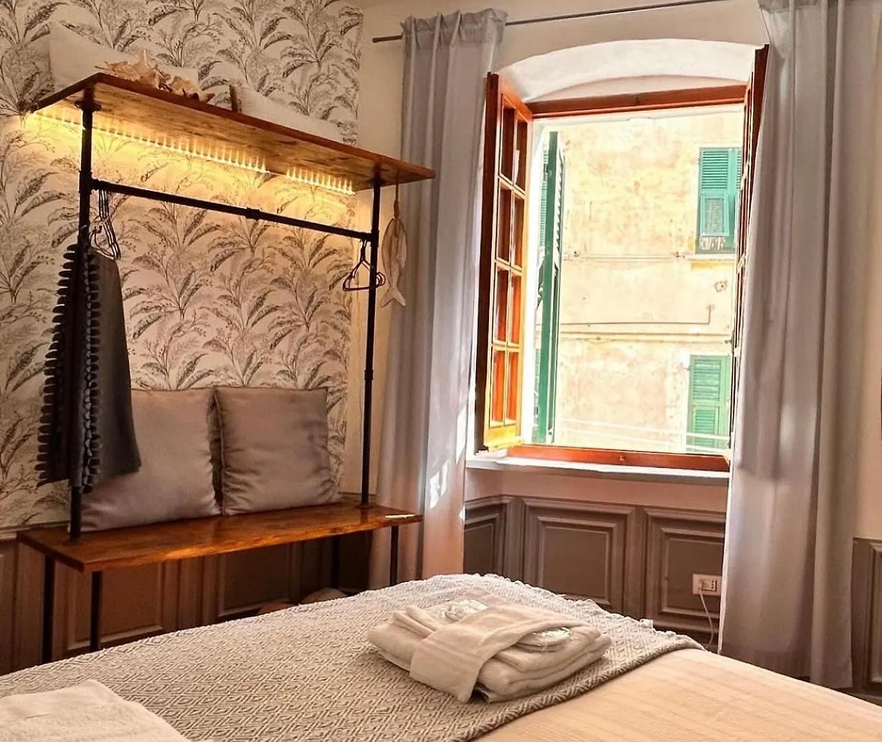 Compagnia Del Mare, Cinque Terre Full Apt X 2, Centro Storico,5 Minuti Dal Mare! Riomaggiore