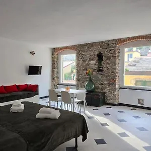 The Pirate's Cove- Bluchalet Apartment